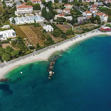 In Kastel Stafilic With Kitchen Holiday home