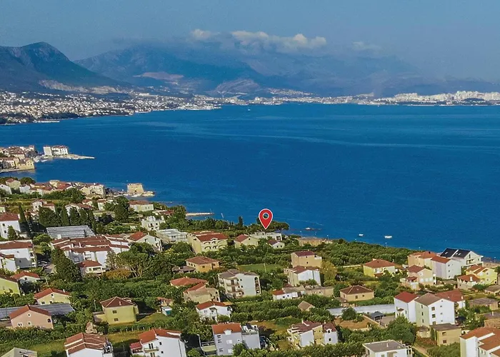 Casa vacanze Five-bedroom In Kastel Stafilic Kaštela